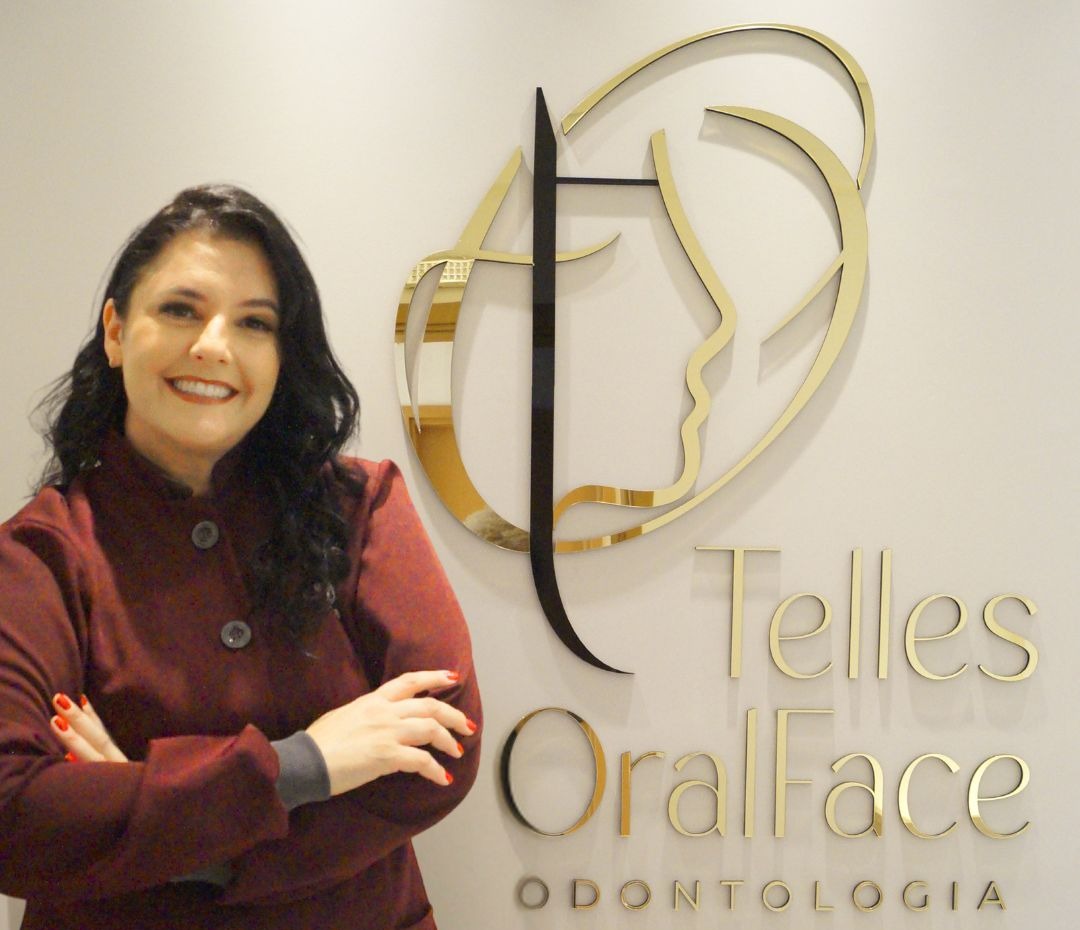 Dra. Luciana Telles